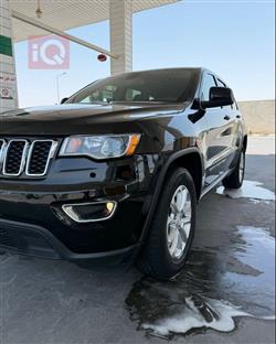 جیپ گراند شیرۆکی